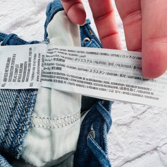 Abercrombie & Fitch Shorts Womans 2/26 Denim High Rise Lace Grommet Detail - Picture 3 of 8